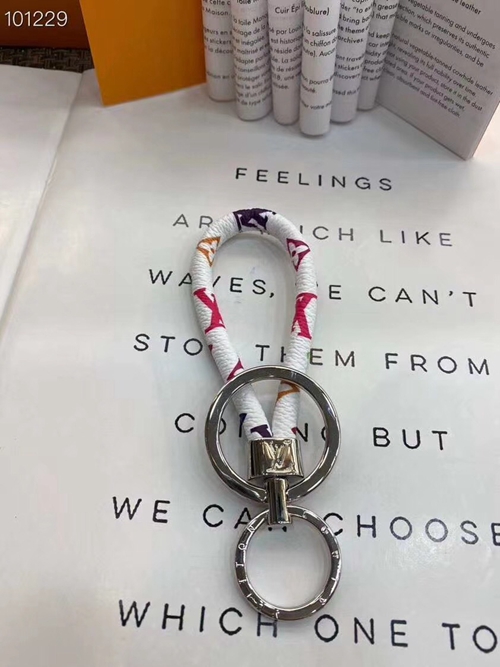 ブランドキーホルダー正面デザイン